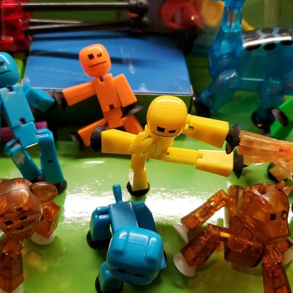 StikBot Collection with StikBot Studio - Picture 4 of 15